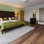 Froehlich-hoeche Szálloda 3*
