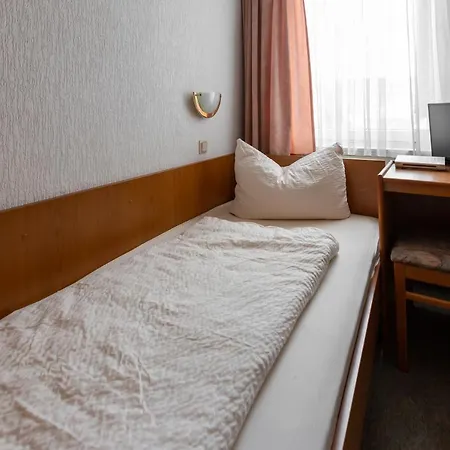 Hotel Froehlich-hoeche 3*