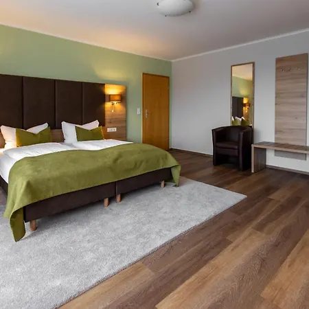 Froehlich-hoeche Hotell 3*