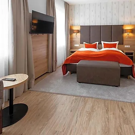 Hotel Froehlich-hoeche 3*