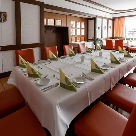 Hotel Froehlich-hoeche 3*